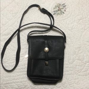 Crossbody faux leather everyday purse